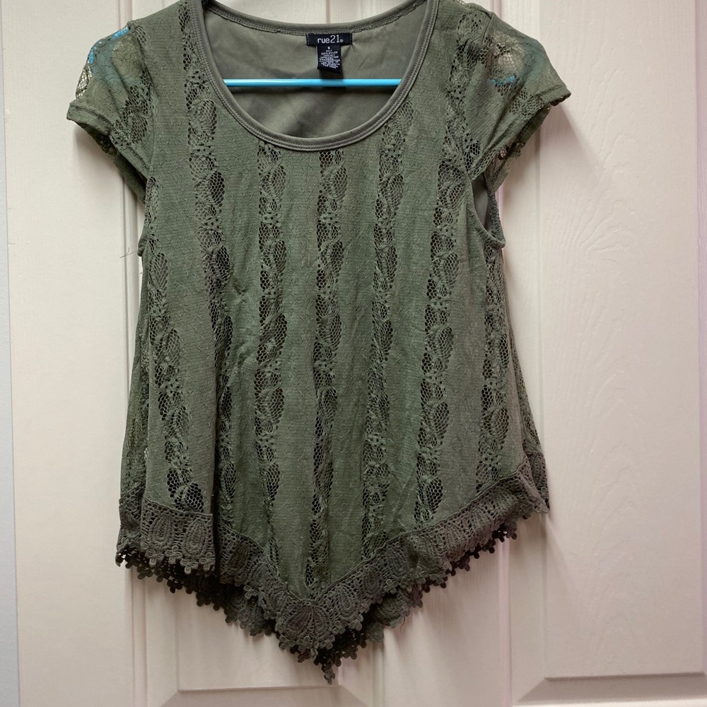 Cute top from Rue 21 slightly worn